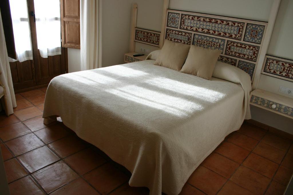 Hostal Santa Maria De Ubeda Kültér fotó